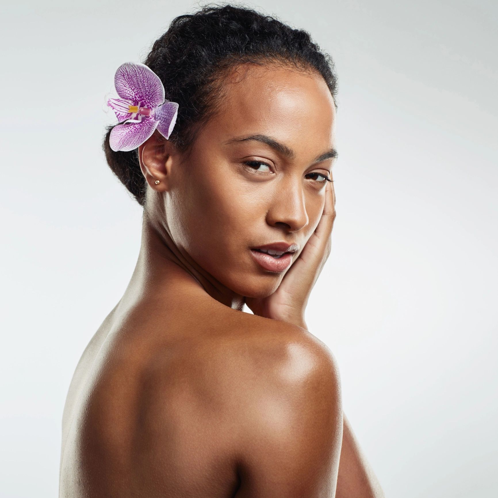 Calm wellness portrait representing private yoga support